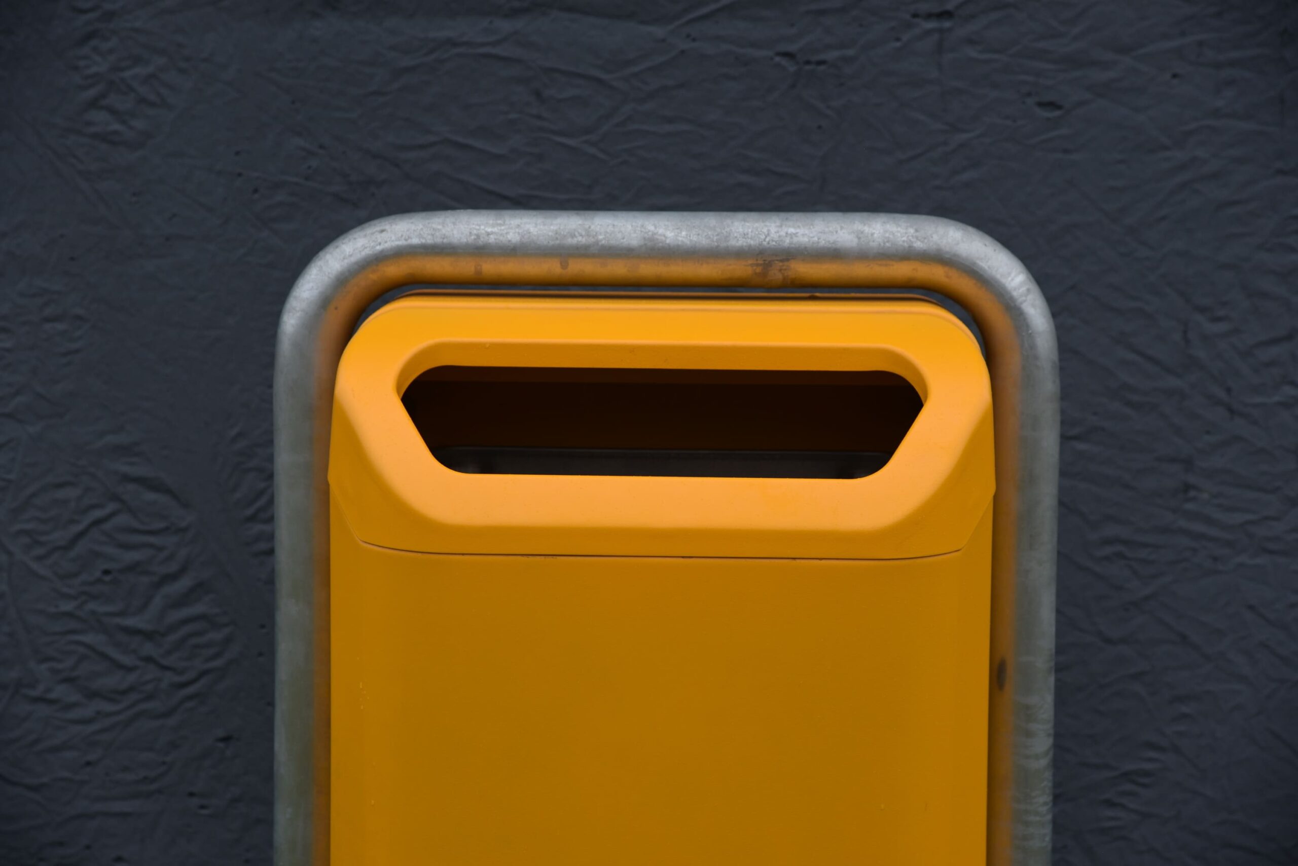 Afvalbak Dulce 50 liter in beugel