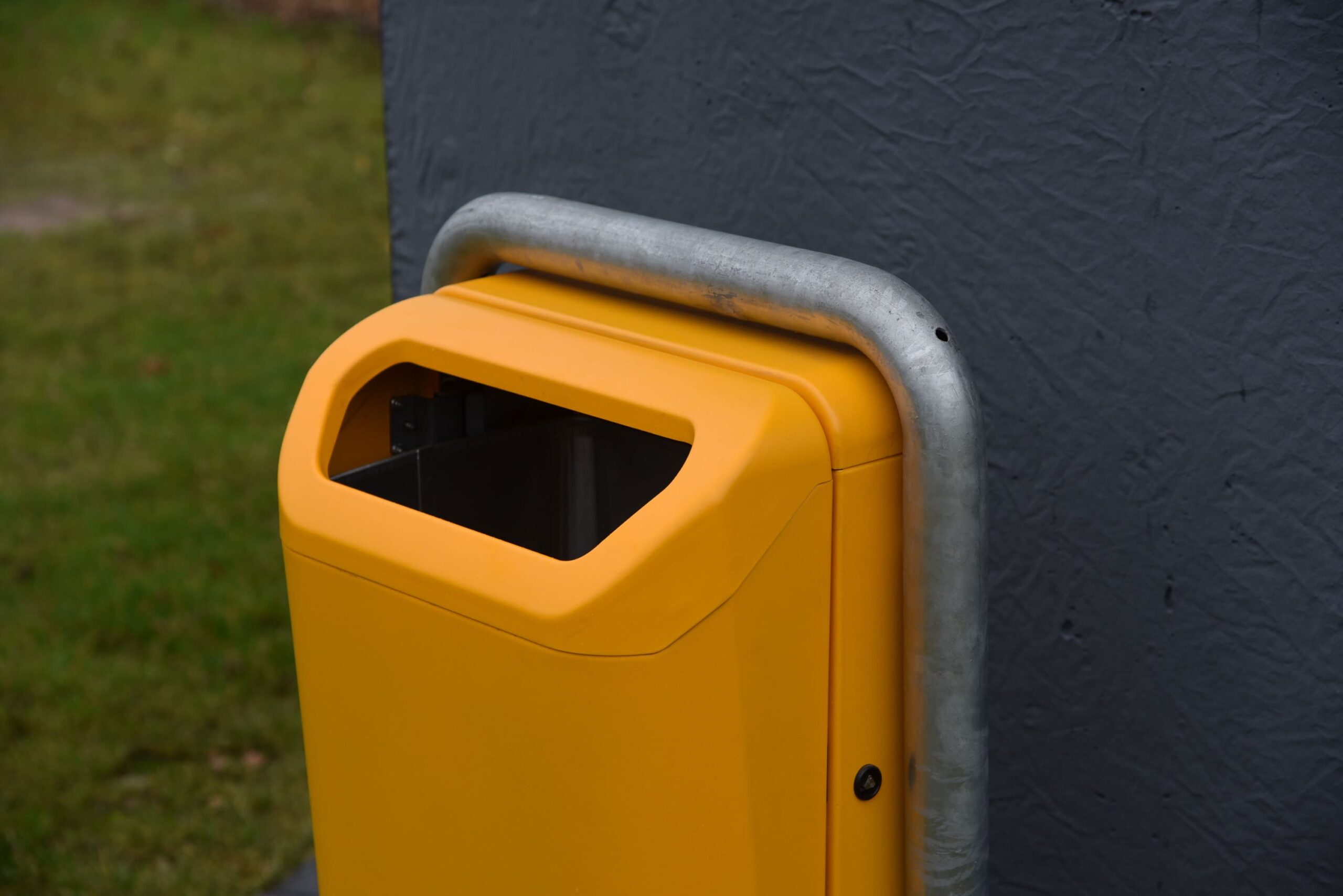 Afvalbak Dulce 50 liter in beugel